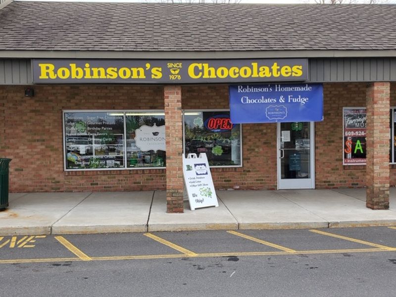 Robinson&rsquo;s Chocolates - Skillman / Hillsborough