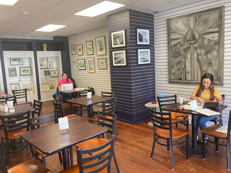 Waterview Art and Cafe, Barnegat Township