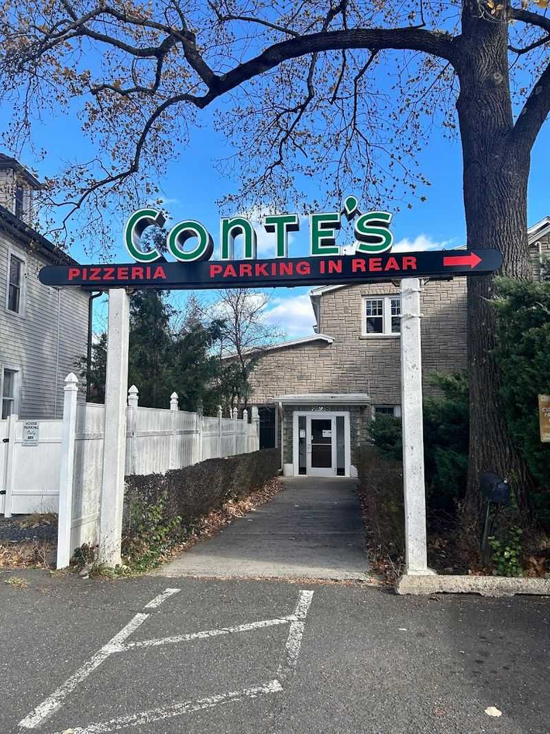 Conte’s Pizza