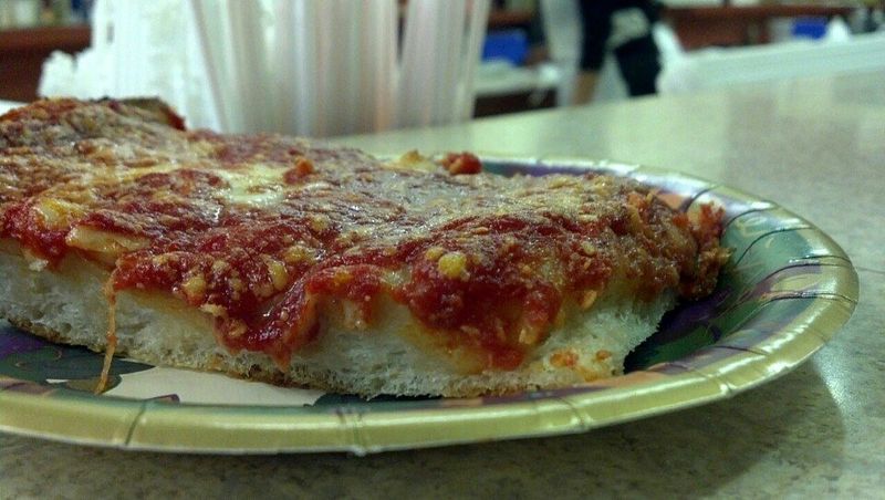 The sauce-first slice that sets this Columbus favorite apart