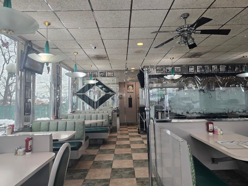 Legends Diner - Secaucus
