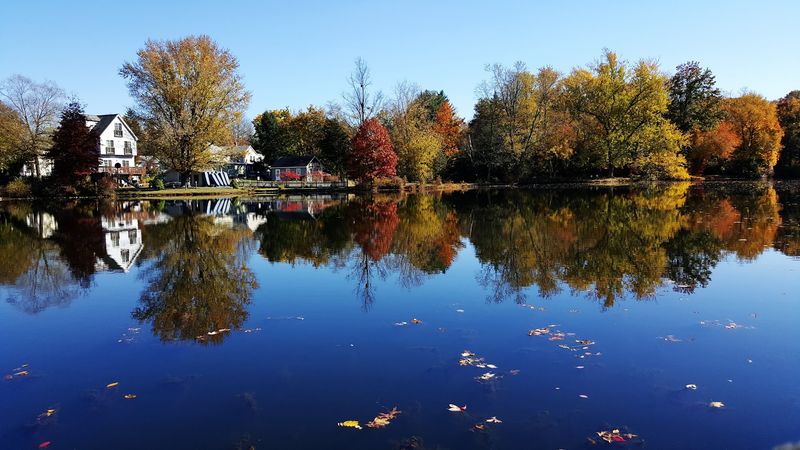 A laid-back lakeside spot that feels like a hidden New Jersey escape
