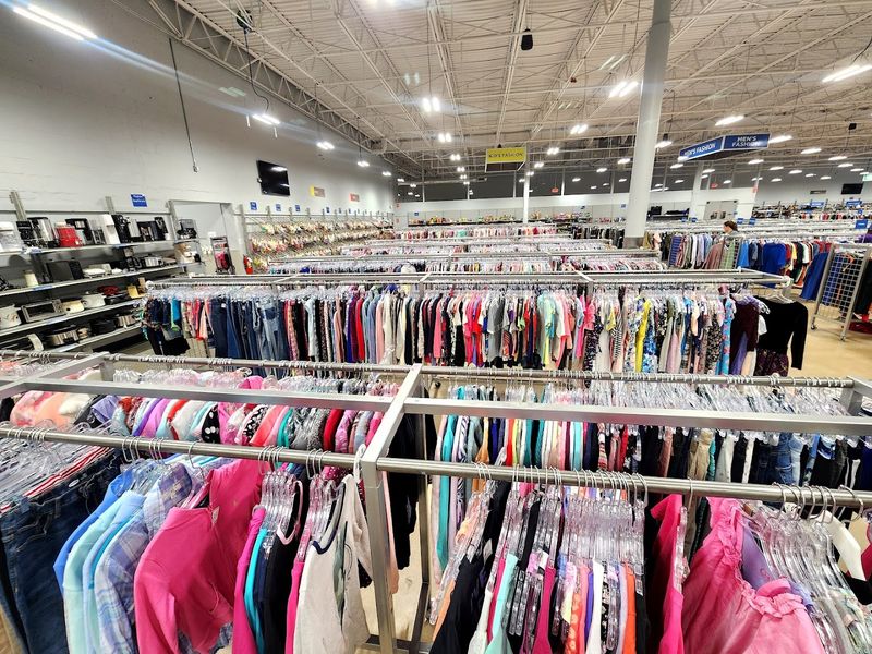 2nd Ave Thrift Superstore - Hamilton Township