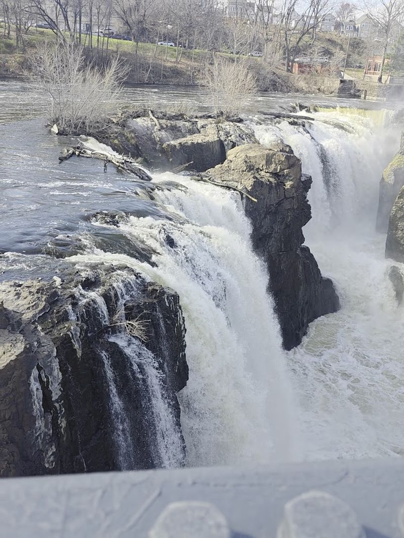 The Best Way to Experience the Falls Up Close Today