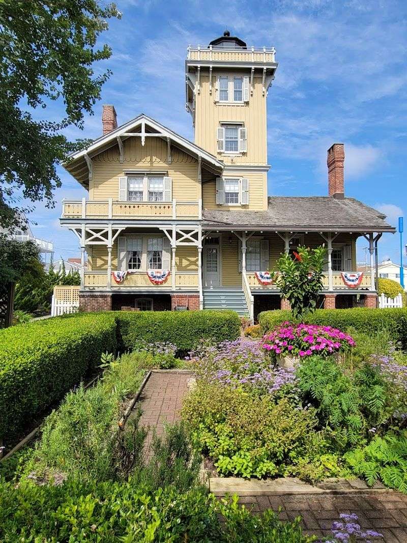 Hereford Inlet Lighthouse