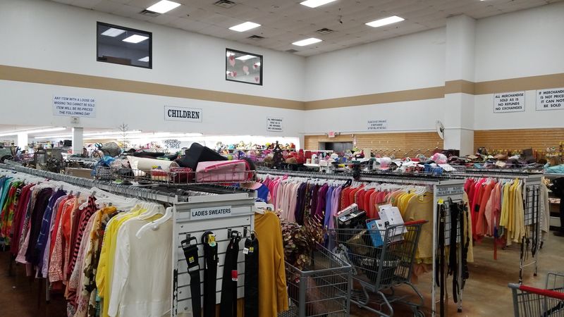 Red White & Blue Thrift Store (West Berlin)