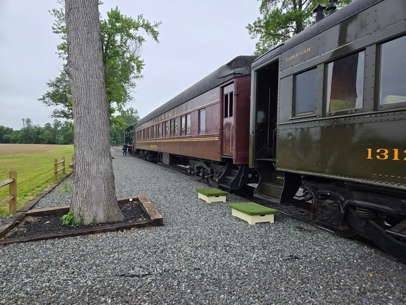A Ride Behind No. 9 Feels Like Stepping Into New Jersey&rsquo;s Railroading Past