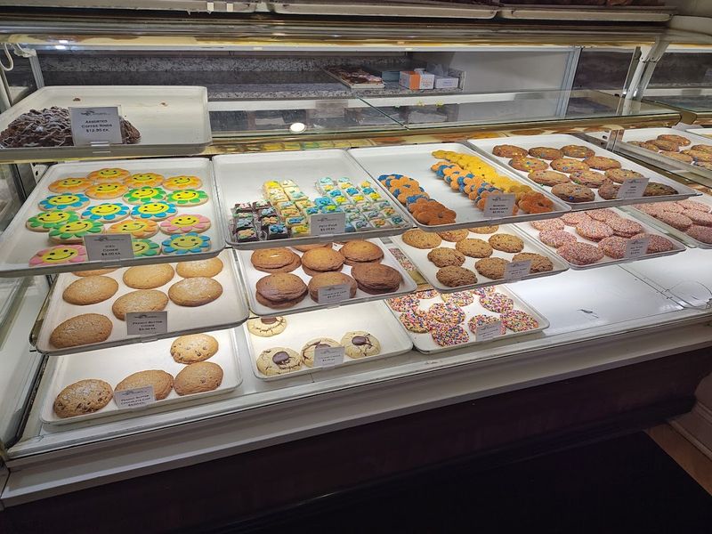 Natale&rsquo;s Summit Bakery - Summit