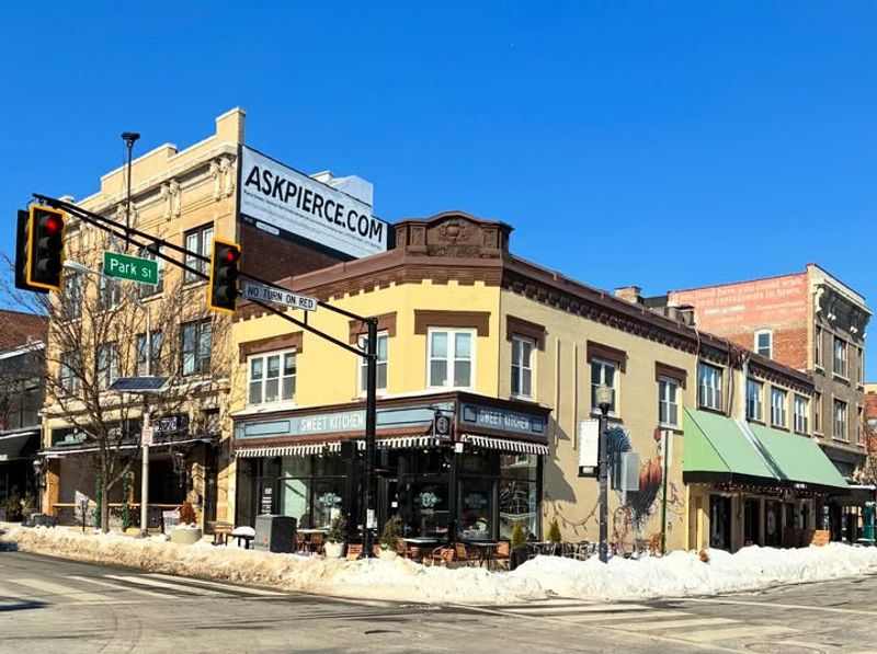 Bloomfield Avenue, Montclair