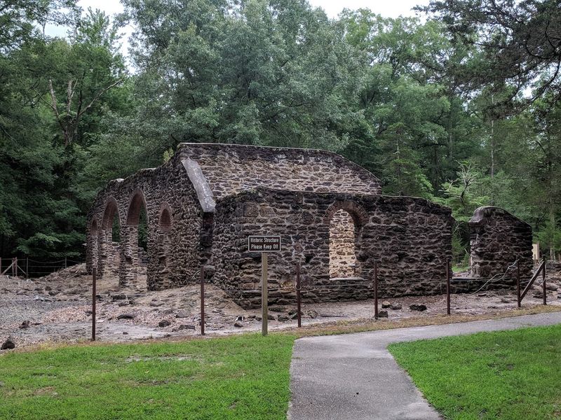 The haunting reason Estell Manor belongs on every New Jersey bucket list