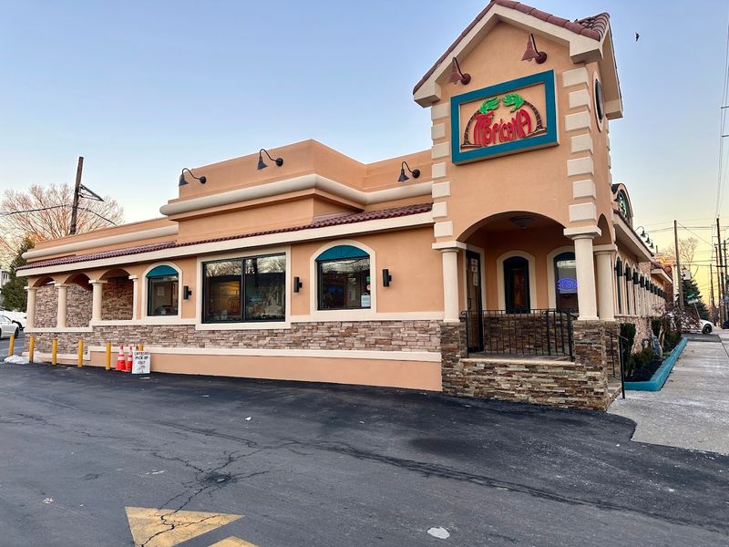 Tropicana Diner & Bakery - Elizabeth