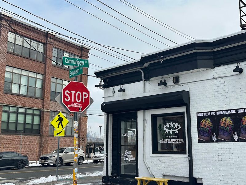 The cozy neighborhood vibe that keeps locals coming back