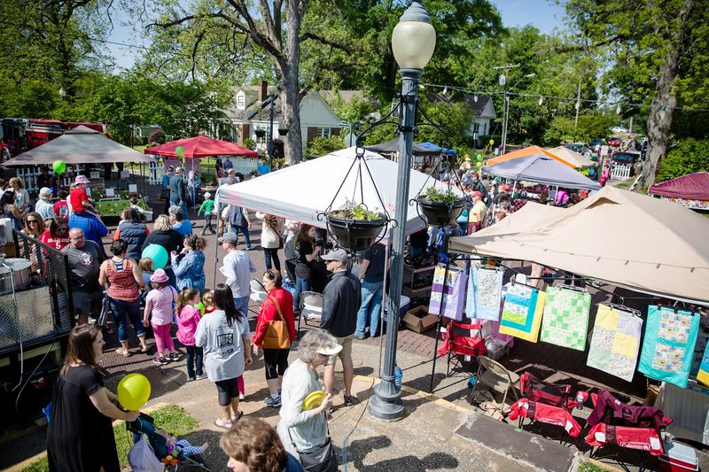 Main Street, Clinton