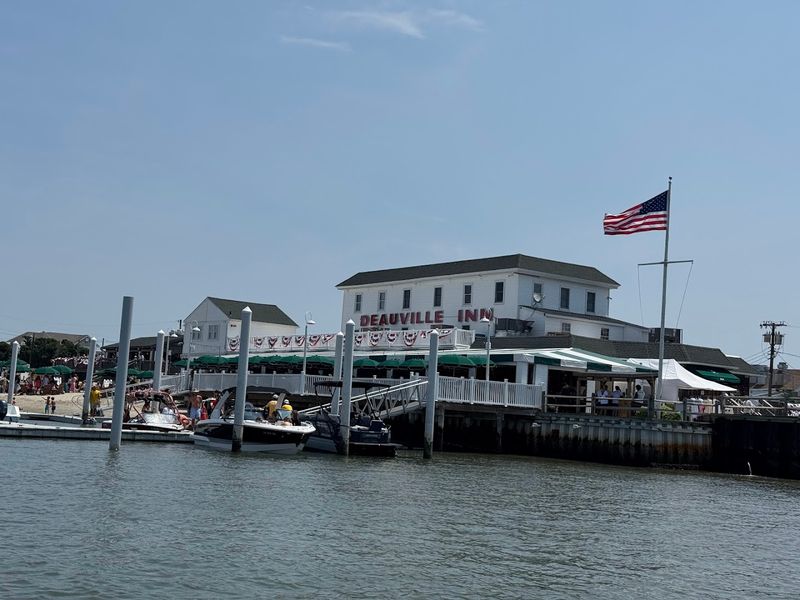 Deauville Inn &mdash; Strathmere