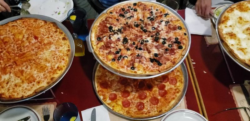 Pete & Elda&rsquo;s Bar / Carmen&rsquo;s Pizzeria