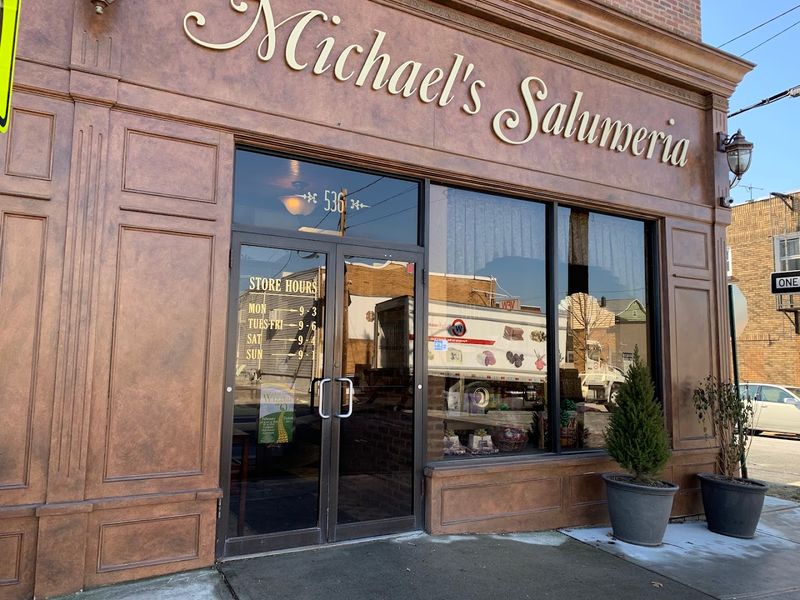 Michael&rsquo;s Salumeria - Lyndhurst
