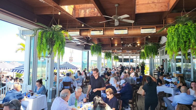 Rooney&rsquo;s Oceanfront Restaurant &mdash; Long Branch