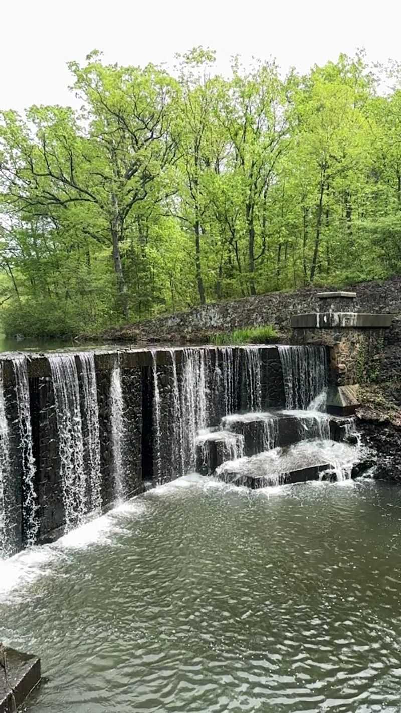 Seeley’s Pond Waterfall