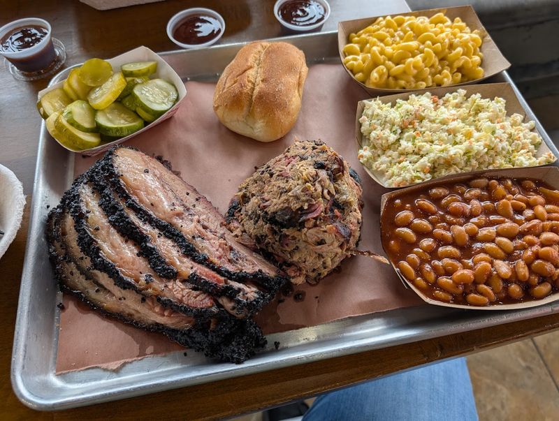What else to order when you want the full barbecue experience