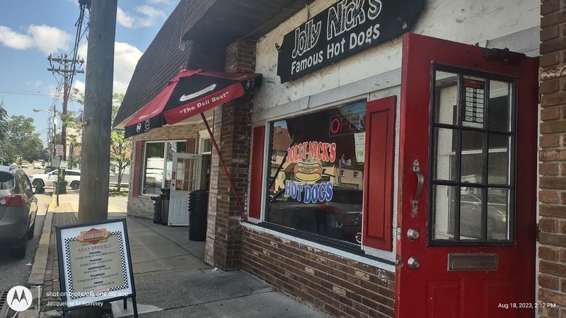 Jolly Nick&rsquo;s (Dumont)