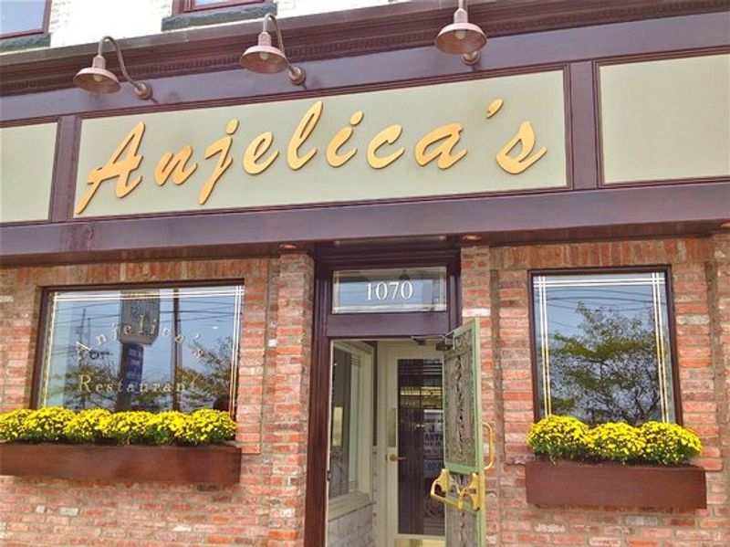 Anjelica&rsquo;s