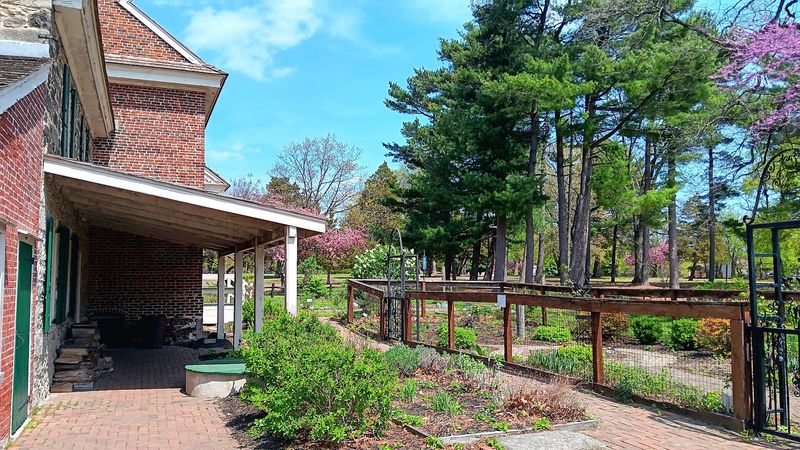 What those haunting floor stains still say about 1777