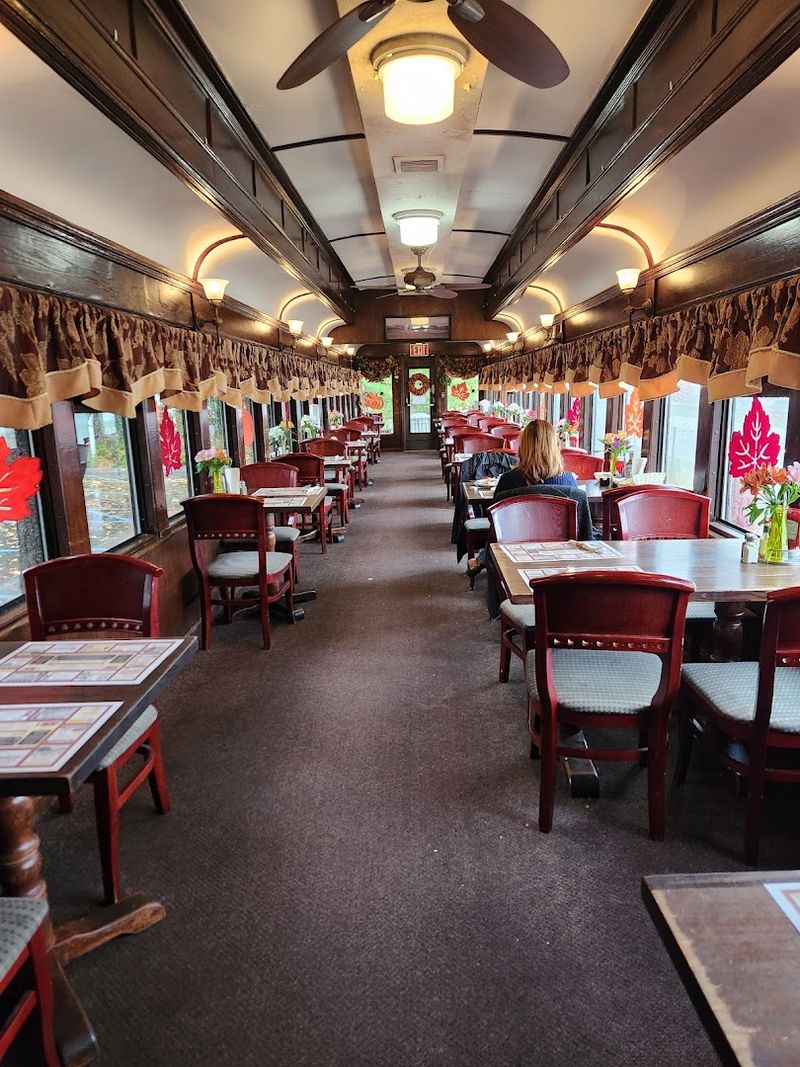 Clinton Station Diner - Clinton