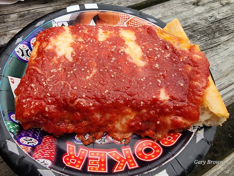 The kind of legendary slice that makes you plan your whole day around lunch