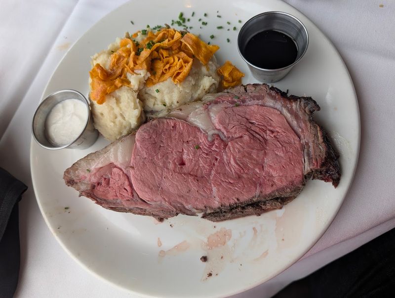The Steak And Seafood Are More Than Just Opening Acts
