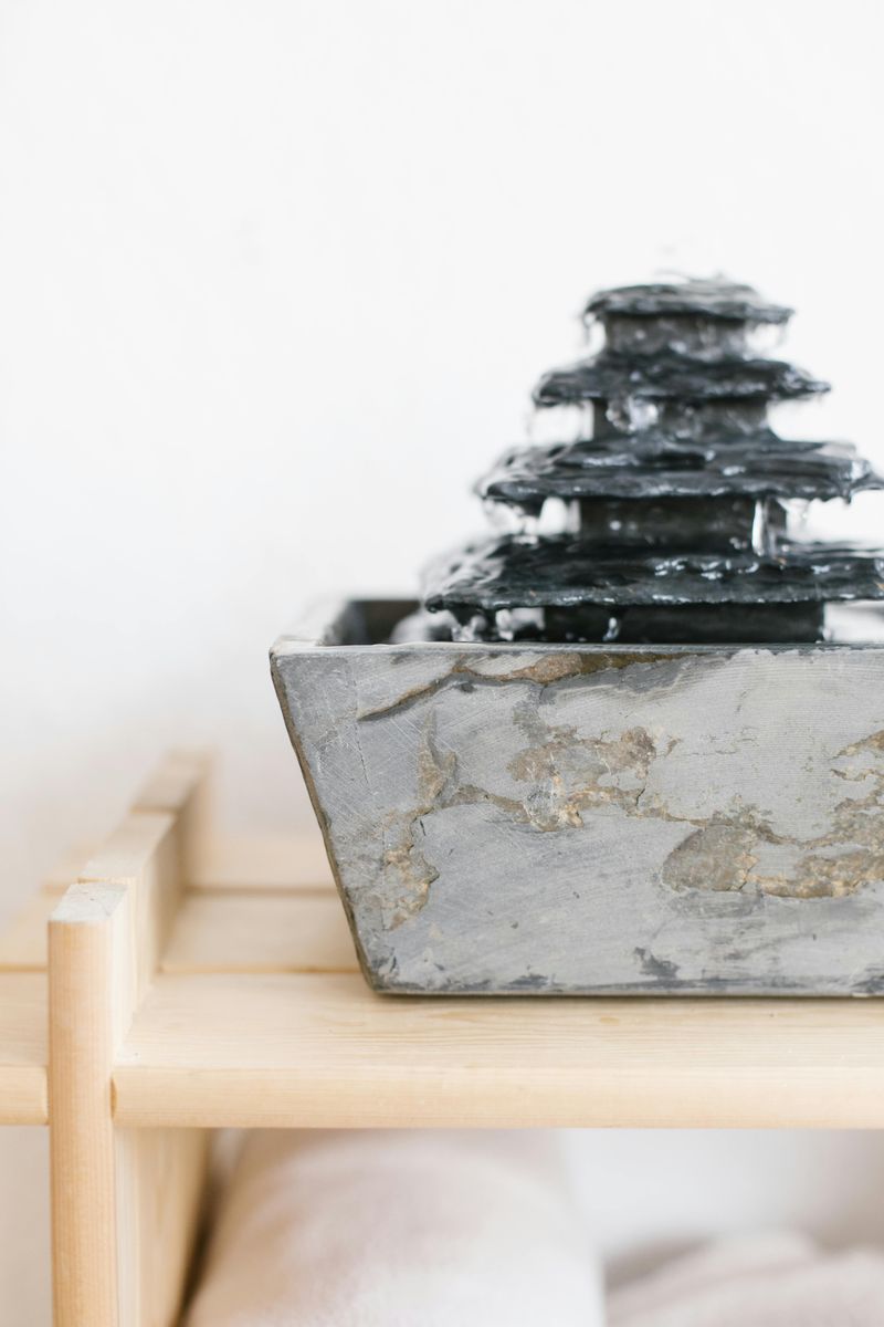 Tabletop Fountains That Soothe Senses