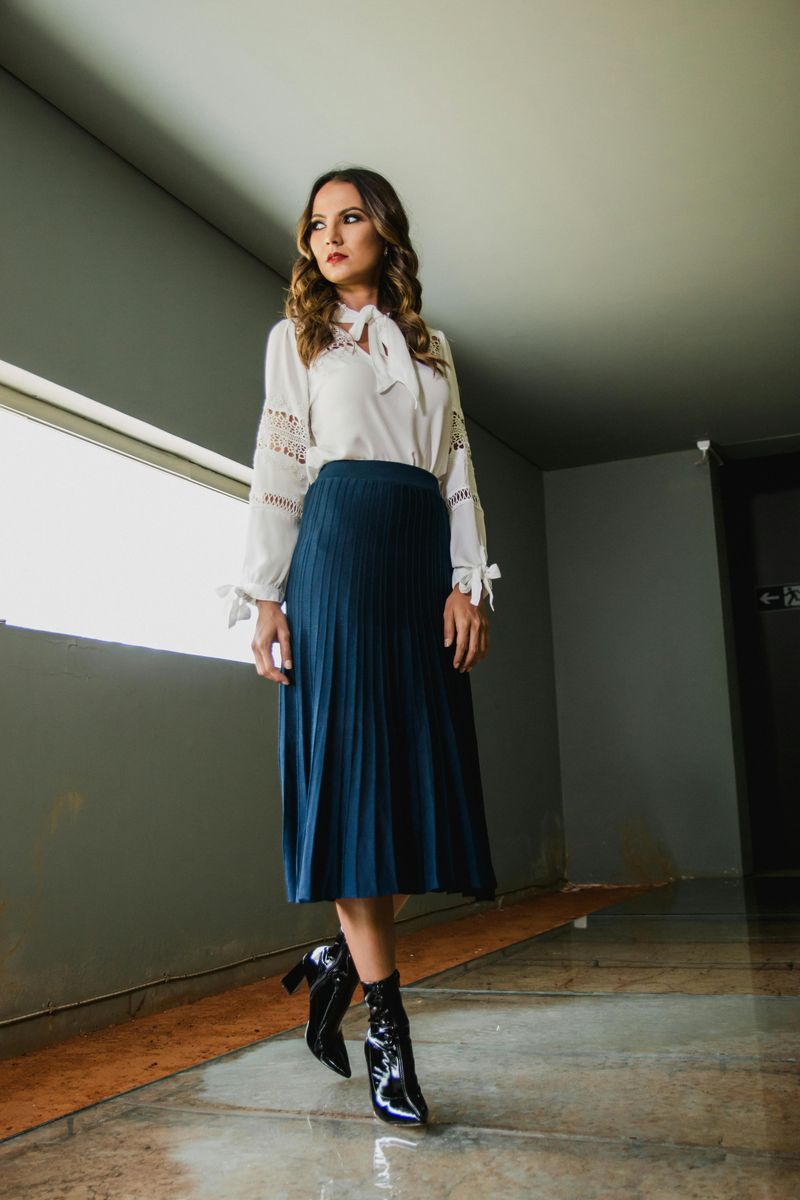 Slip Into Style with Skirt Combinations