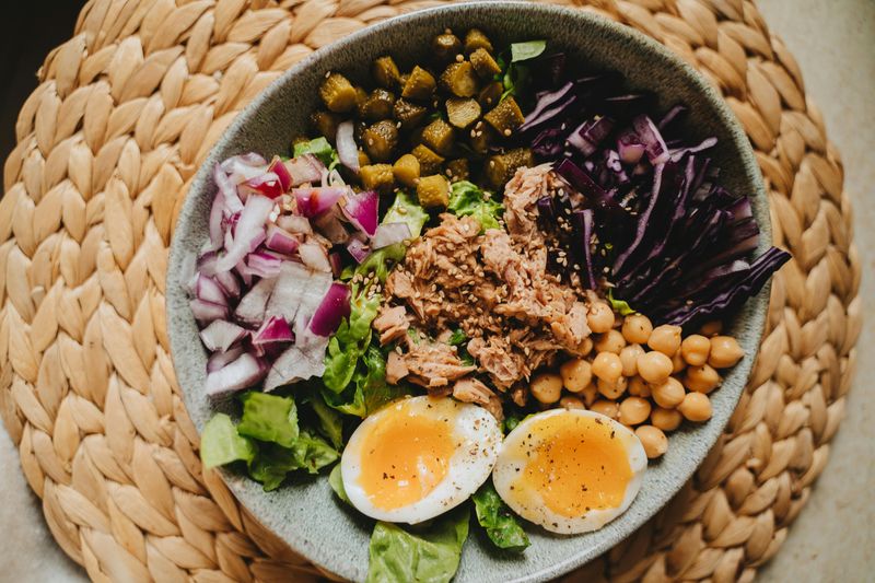 Tuna & Chickpea Bowl