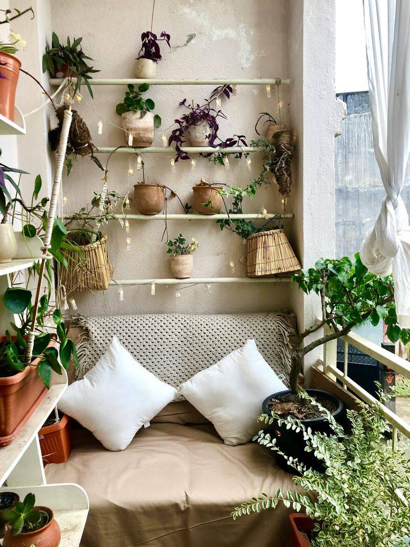 Corner Shelves