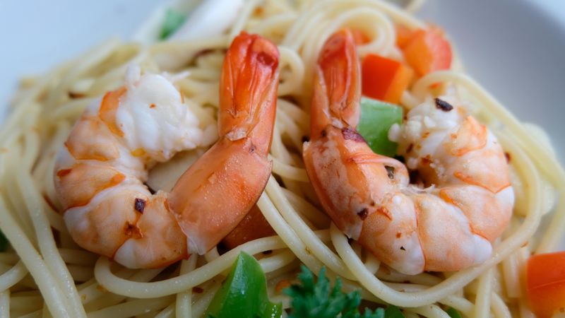 Lemon Garlic Shrimp Pasta
