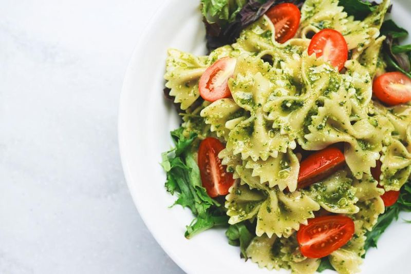 Pesto Pasta with Cherry Tomatoes