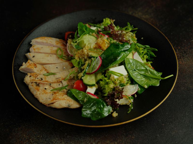 Grilled Chicken Salad with Quinoa