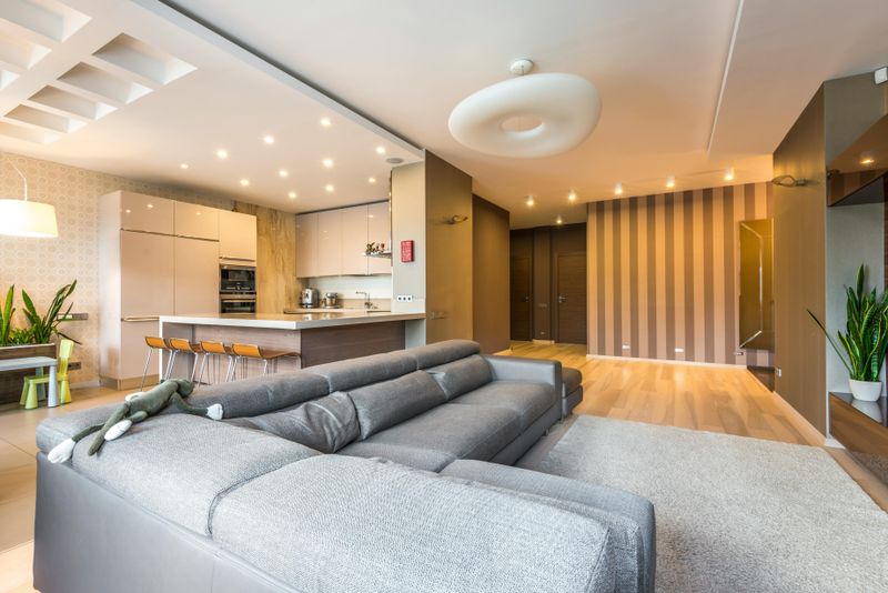 Lighting Schemes That Set the Mood