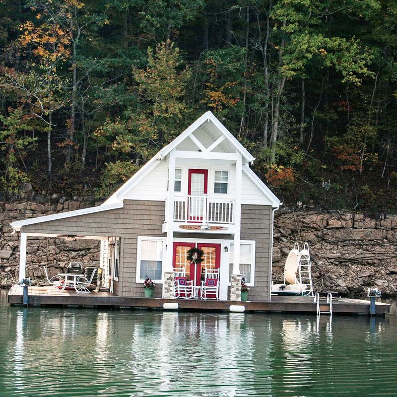 Floating Cabin Retreat