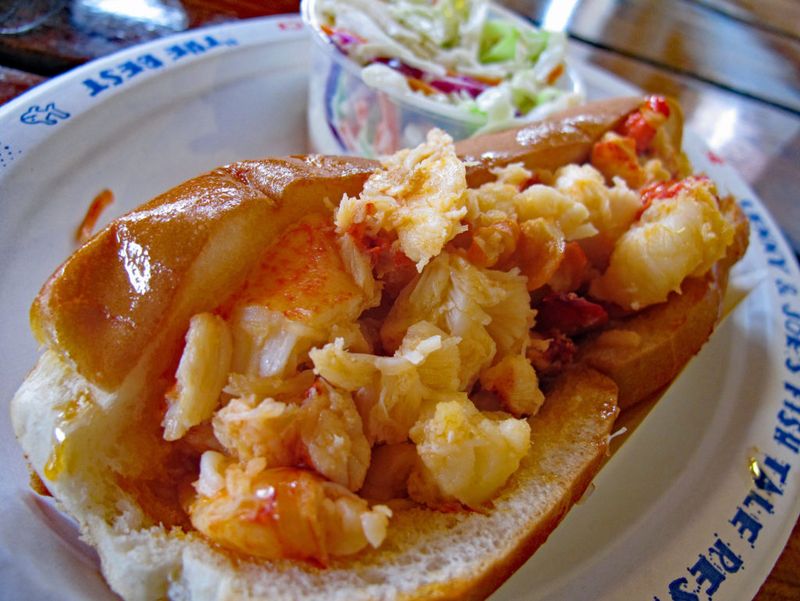 Lenny & Joe's Fish Tale (Connecticut)