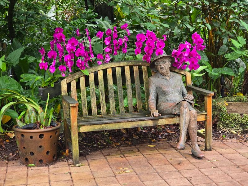 Planning Your Visit: Hours, Tickets, and Sweet Spots