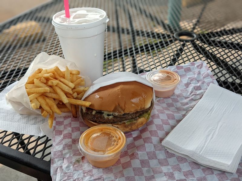 Hal&rsquo;s Hamburgers