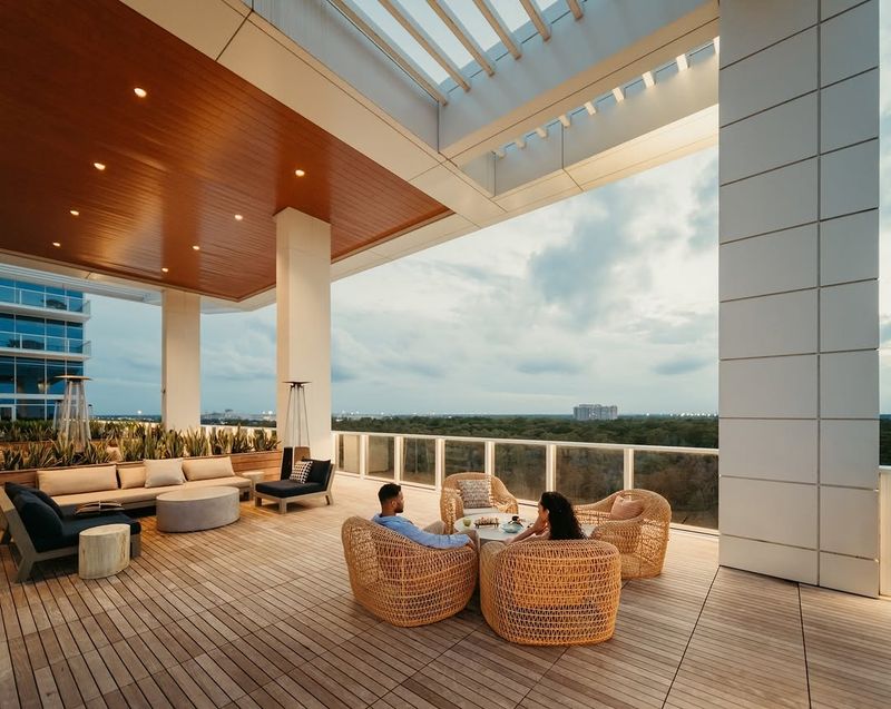 KaLa Rooftop Restaurant (Orlando)