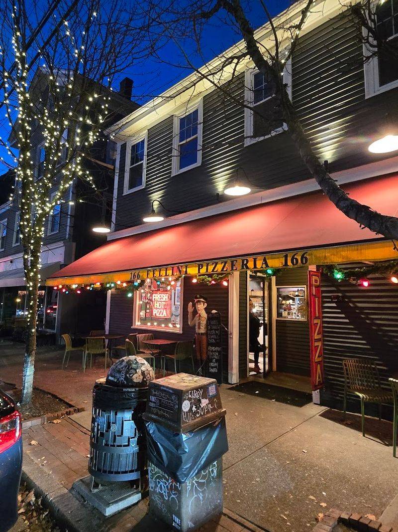 Fellini Pizzeria (Providence)