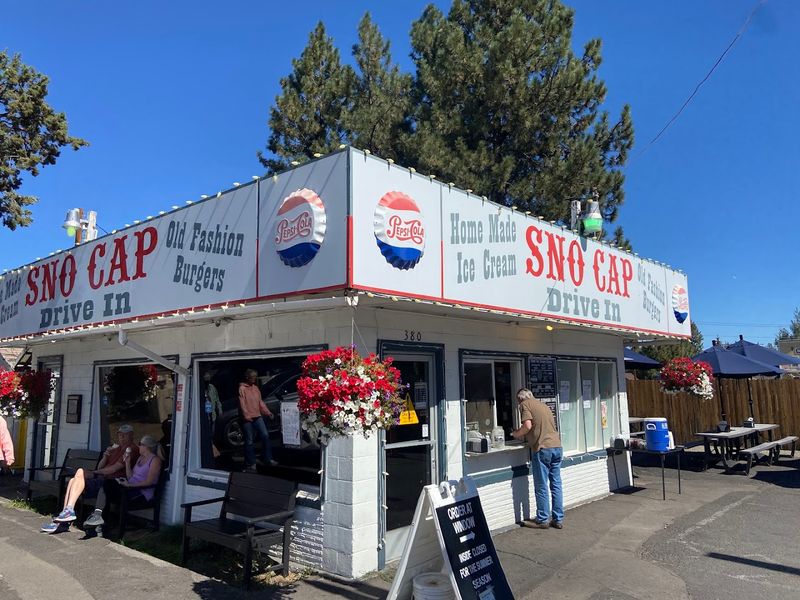 Sno Cap Drive In