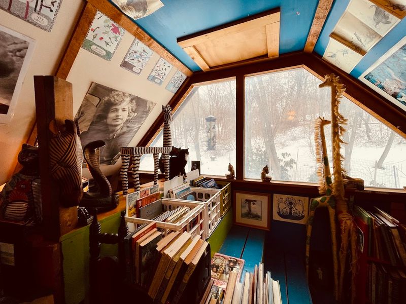 Hours, Seasons, and the Perfect Time to Visit