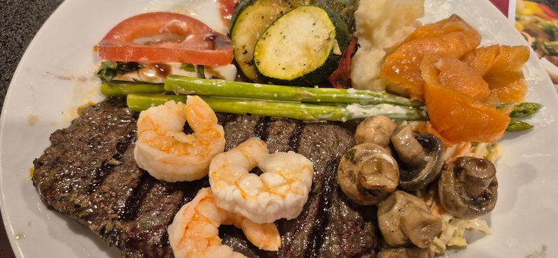 Seafood Situation: Cold Shrimp, Mussels, and Salmon