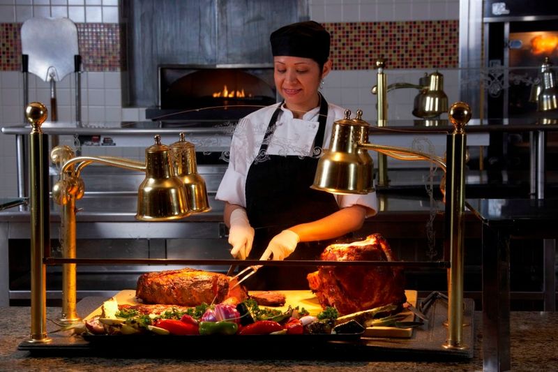 Carving Station Confidence: Prime Rib and Friends