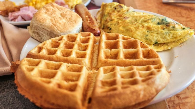Brunch Wins: Waffles, Eggs, and Morning Comforts