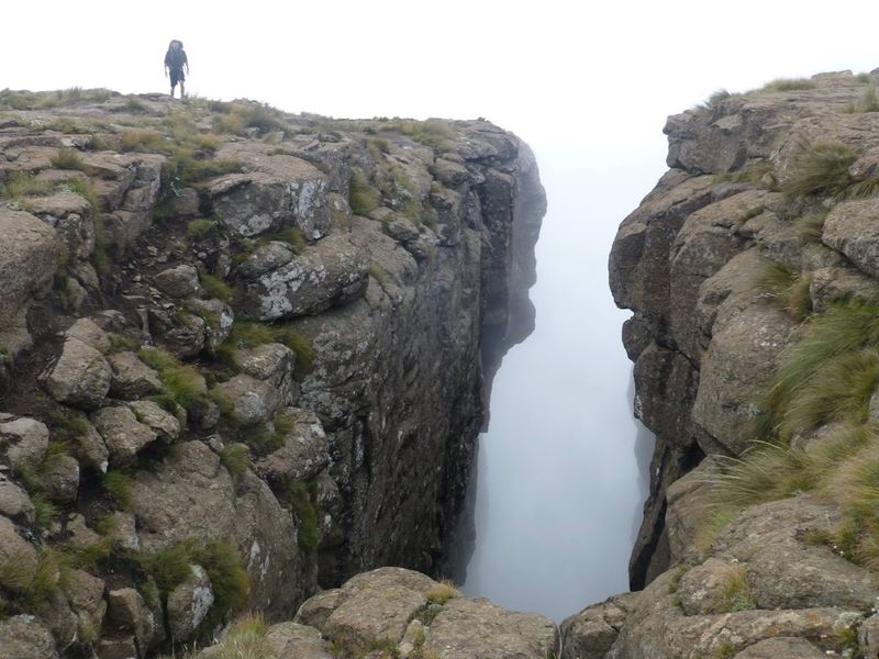 Drakensberg Traverse, South Africa/Lesotho