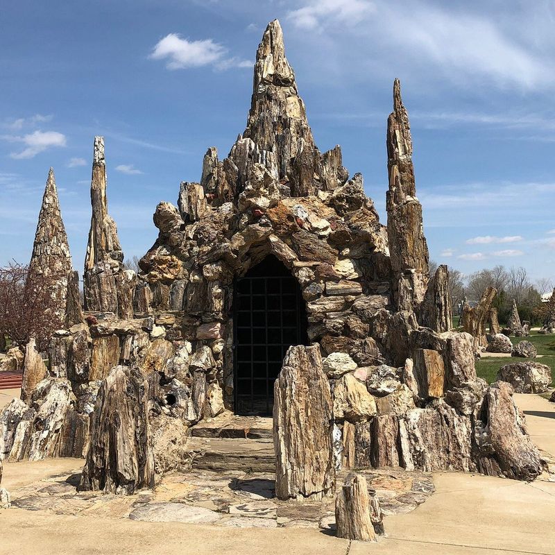 Petrified Wood Park and Museum